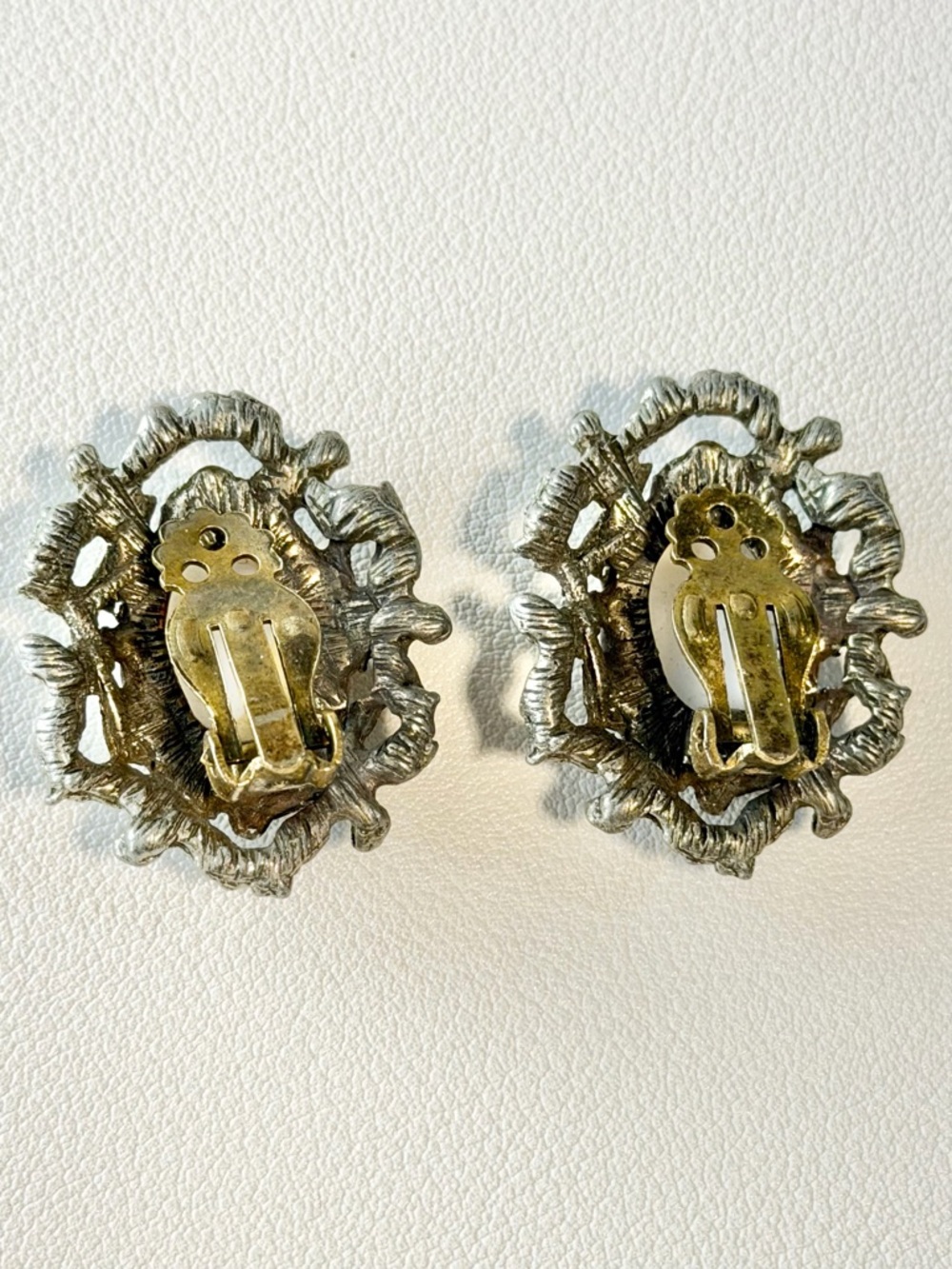 VINTAGE MCM cameo clip earring set estate jewelry painted porcelain‎ Vargas 50s - Picture 14 of 16